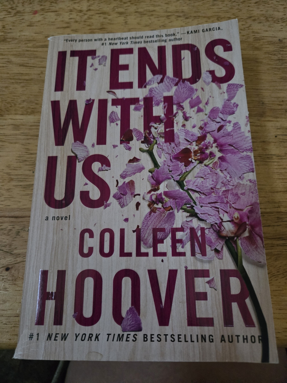 It Ends With Us By Colleen Hoover - Picture 2 of 4